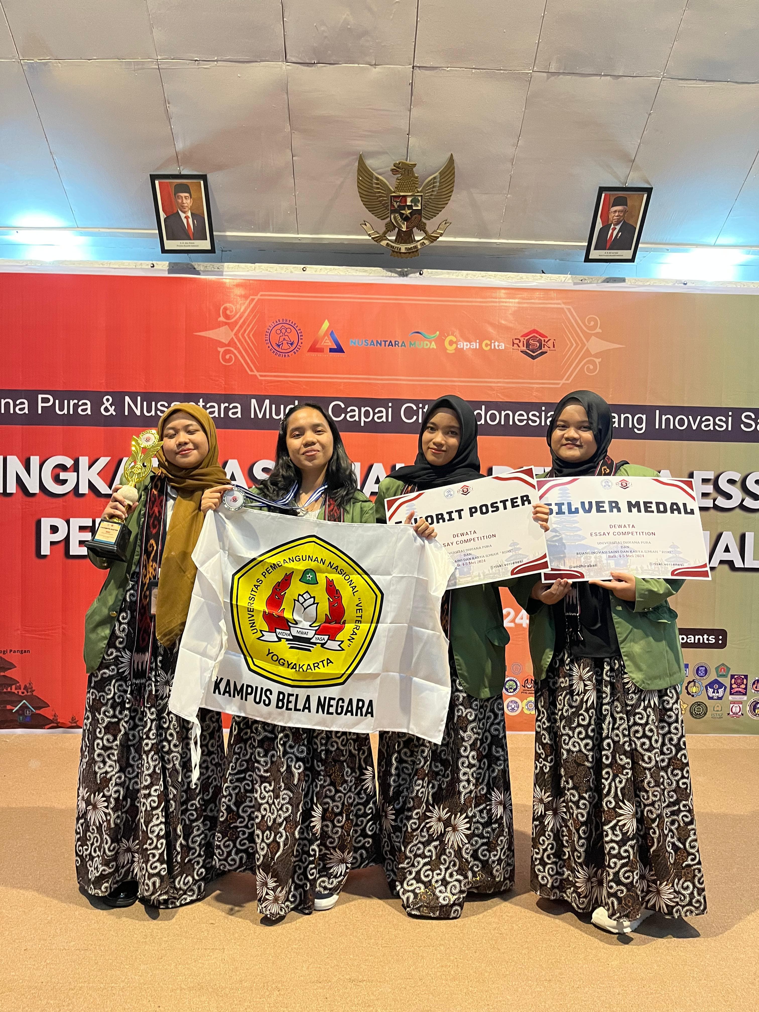 Silver Medal dan Favorit Poster Dewata Essay Competition  